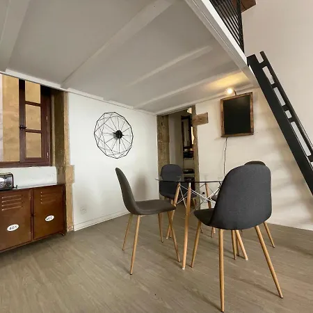 Cosy Au Coeur Du Vieux Apartment *